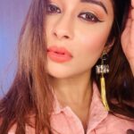Madhuurima Instagram - U look your best when u put a smile on your face. U smile when you are happy , you are happy when you are pampered and today I’m pampered by @velvetwow2.0 wearing their earrings #earrings #jewelry #love #beauty #bollywood # @realbollywoodhungama @dharmamovies #redchillies #actor #unicorn #divyadrishti #iphone #gfriend #potraitphotography #picoftheday #photography #instagood #instadaily #instantbollywood #fashionnova #fashion #style #goddess #nofilter #selfie #lights #nyrabanerjee #hot #swag #peach #pink