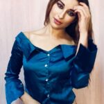 Madhuurima Instagram - Love me like you do ! Outfit by @materialgbyprishakritika love the emerald green off shoulder ! #love #green #top #unicorn #iphone #gratitude #picoftheday #instagood #instadaily #emrald #iphone #nyrabanerjee #divyadrishti #bollywood #starplus