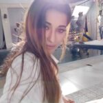 Madhuurima Instagram - Yet soulful coz u around .. never mind the distance, still so close . I see you! #feeling #love #gratitude #divyadrishti #nyrabanerjee #bollywood #potrait #picoftheday #photography #oneplus6t #bollywood #actor