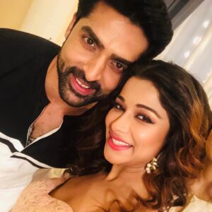 Madhuurima Instagram - Punjabi mood with punjabi Munda listeninge ds to punjabi songs with @adhvik_official from Udta Punjab. #divyadrishti #beauty #pinkvilla #respect #friends #picoftheday @starplus #workmode #funtimes