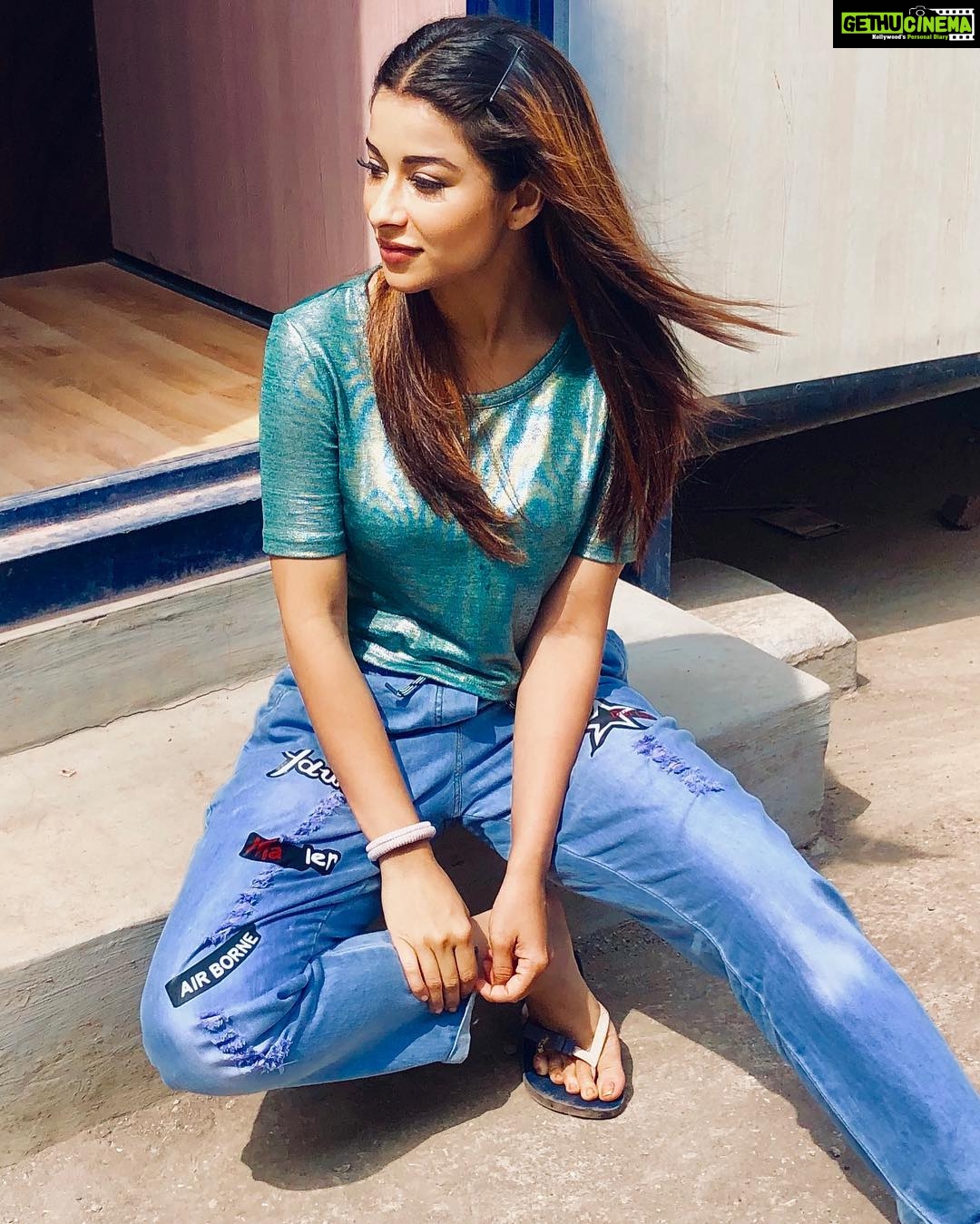 Madhuurima Instagram - When u love what u buy and love what u wear by @kharidomagarpyaarse . Thanks for the salwar, soap and the awesome trousers. Pehno magar pyaarse. #brands #pinkvilla #beauty #eyes #jewellery #potraitphotography #picoftheday #divyadrishti #