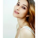 Madhuurima Instagram - When I see u my heart melts ! Let me love u ! Pics credit : @shazzalamphotography . #potraitphotography #nomakeuplook #positivevibes #instantbollywood #tollywood #beauty #divyadrishti #bollywood #love #nyrabanerjee #actor #lover #spiritual