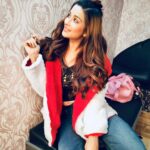 Madhuurima Instagram - As I grew up and had my paradigm split open, I saw there were different ways to love people. Thanks @jay_varia22 🌸 . . Outfit- @newchic_asia 👗 . . . . #growingup #igers #grateful #ootd #fashion #love #waystolove #with #without #instagram #instapic #instagood #2019 #loveall #keep #going #on #imagine #dream #faith #forever #truth #unicorn #real #workinprogress