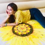 Madhuurima Instagram - Sunshine in the fabric of my being! Awakening the Sunflower in me! DM for details #spiritualawakening #healing #sunrise #sunflowerfield #chakras #manipurchakra #handpainted #healingtouch #power #selfworth #nyrabanerjee #happiness #solarplexuschakra #mantra#bedsheets#chakrabedsheets