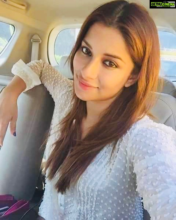 Madhuurima Instagram - The surest way to happiness is to lose yourself in a cause greater than yourself. . . #nyra #actor #classy #portrait #girl #beautiful #people #pretty #fashion #style #stylish #photooftheday #instagood #instafashion #young #leisure #relaxation #lifestyle #brunette #model