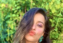 Madhuurima Instagram - Happy kiss day 💋💋💋💋💋💋 Chalo Abhi return kiss do !!!