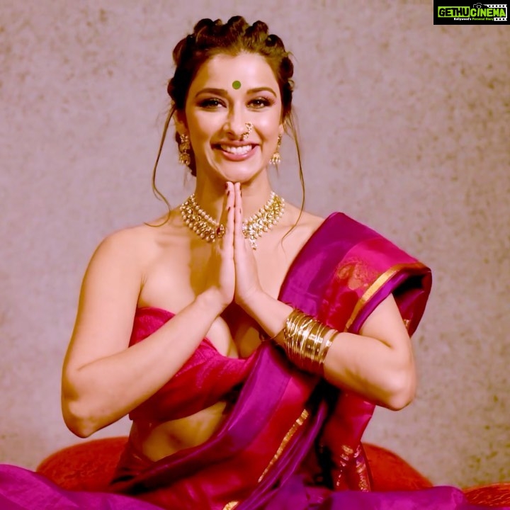 Madhuurima Instagram - Let each diya you light bring a glow of happiness on your face and enlighten your soul. Happy Diwali! Muse - @nyra_banerjee MUA - @makeupartisthemal Captured By - @mspiration_lakshmiwankhede Outfit by @shrreyatripathi Styling by @lakshmiwankhede Jewellery - @rreizojewels ______________________________ #makeovers #details #detailsarefun #indianfestivals #fashionmakeup #diwali #happydiwali #diwali2021 #festivaloflights #puresilk #shockingpink #pink #colorful #nyraians #nyrabanerjee #nyrangers #nyrafanclub