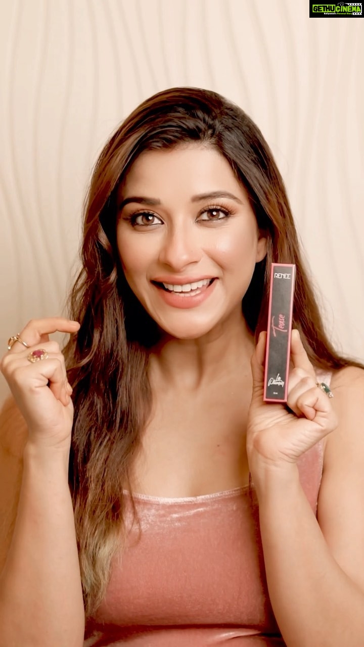 Madhuurima Instagram - @reneeofficial Tease and Please your Lips by RENÉE Tease Lip Plumper. Get fuller and plumper lips, trust me this works like magic. Use code NYRA10 to get 10% off on www.reneecosmetics.in Also available on Myntra, Nykaa, Amazon, Flipkart, and more #ReneeCosmetics #Tease #LipPlumper #FullerLips #PlumpedLips #feelitreelit #trendingreels #trends #transition #makeup