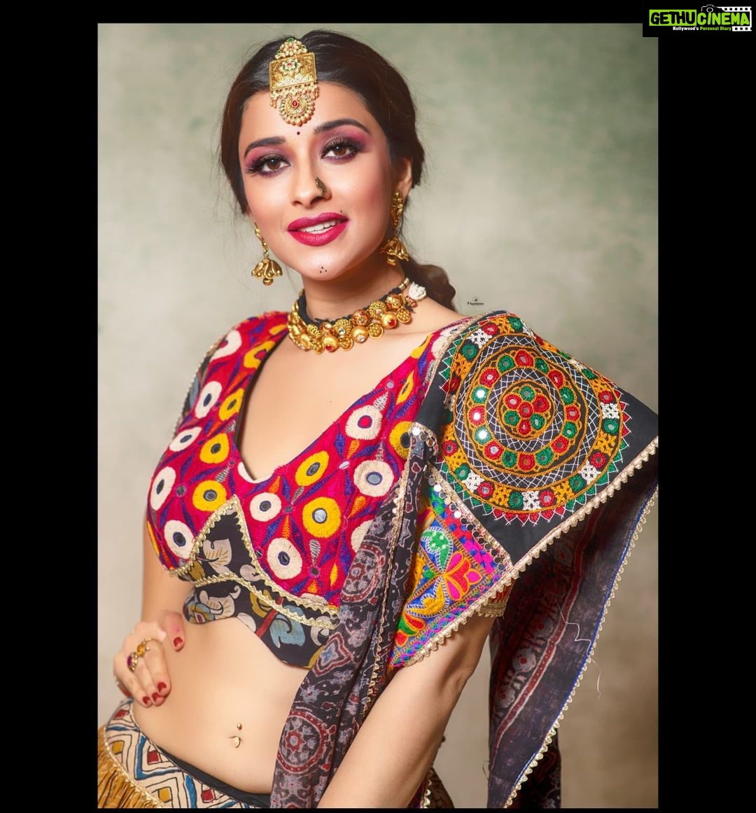 Madhuurima Instagram - Color of the day #pink Pink is not just a color it's an attitude. Styling - @lakshmiwankhede Muse - @nyra_banerjee MUA - @makeupartisthemal Captured By - @mspiration_lakshmiwankhede Outfit by @rheenajdesignerclothing Jewellery @rreizojewels Light - @godoxindiaofficial @godoxlighting Captured on @nikonindiaofficial Backdrop @prop.mania . . . . (These image belongs to M'spiration - Inspiring Memories, retouching or unauthorized copying is strictly prohibited. No images to be used with out our prior permission. Thank you!) . You can connect with us for your Photography needs by calling us at 9867590788 or mail us at wankhedelakshmi@gmail.com ______________________________ #makeovers #smileplease #details #detailsarefun #dontbeshy #fashionmakeup #bluetook #color #colorful @thebluetook #yellowcolor #colorofsunshine #navratri #garba #dandia #dandianight #dandianight💃 #8thdayofnavratri #coloroftheday #festival #indianfestivals #indianfestivities #mspiration #lakshmiwankhedephotography #nyraians #redoutfit #redhotchilipeppers #nyrabanerjee Andheri West