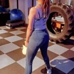 Madhuurima Instagram - That’s how my leg workout day looks like #fitness #fit #gym #gymgirl #gymmotivation #gymgirls #gymlover #gymlife #gymtime #workout #motivation #videooftheday #explore #reelsinstagram #reels #feelings #feelitreelit #reelitfeelit