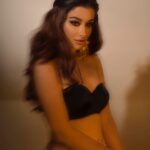 Madhuurima Instagram - The thing women have yet to learn is nobody gives you power. ...❤️ Shot by @bluecanvas_2297 @backstage_mumbai #explore #picture #pictureoftheday #power #pretty #fashion #style #styleicon #instadaily #instalike #instagram #instafashion