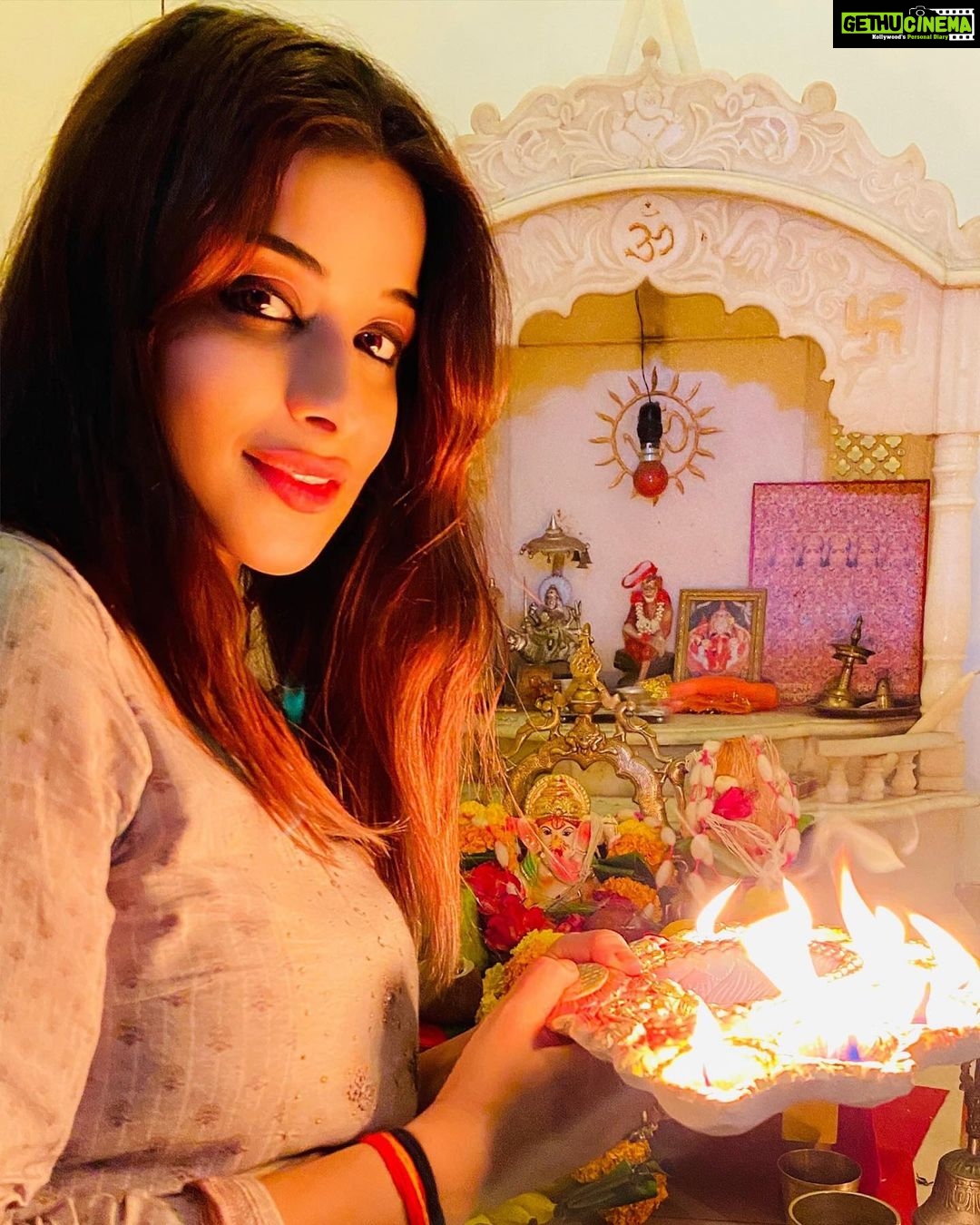Madhuurima Instagram - Ganpati bappa Morya 🤗🤗
