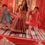 Madhuurima Instagram - Agar aap ho dance me #EkNumber, then show us your Josh and upload quality video content on the Josh App with the #EkNumber and tag us! You can get a chance to meet us and win exciting cash prizes up to 50k. Toh dikhao apna Josh aur raho Ek Number! @officialjoshapp
