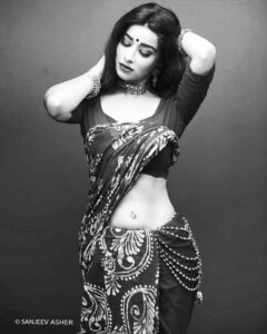 Madhuurima Instagram - A photograph always becomes a classic masterpiece when it’s in #bnw Shot by @sanjeevasherphotography #bnha #bnw_captures #bnwphotography #bnw_greatshots #bnw_rose #bnw_zone #bnw_drama #bnwmood #blackgirlmagic #blacklove #black #blackandwhitephotography #blackandwhite #picture #picoftheday #explore #instagood #instadaily #instamood #instalove #instalike #instastyle