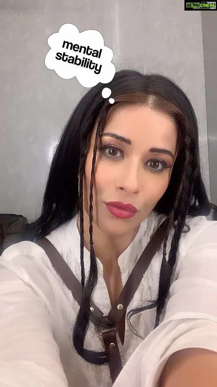 Madhuurima Instagram - I want food. All the time ❤️❤️❤️ #reels #reelsinstagram #reelitfeelit #reelsvideo #feelings #feetstagram #reelitfeelit #feelitreelit