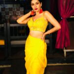 Madhuurima Instagram – I really just want to be warm yellow light that pours over everyone I love. …
I love you all. For all the happiness I have got from you.  For all the time u stood by me.  Thank u 😍
Wearing @seasonsmumbai 

#yellow #goddess #bride #golden #goldenhour #indian #traditional #explore #instagood #instagram #insta #instafashion #instapic #instalove #nyrabanerjee #nyrrambanerji #superstar #1millionsoon