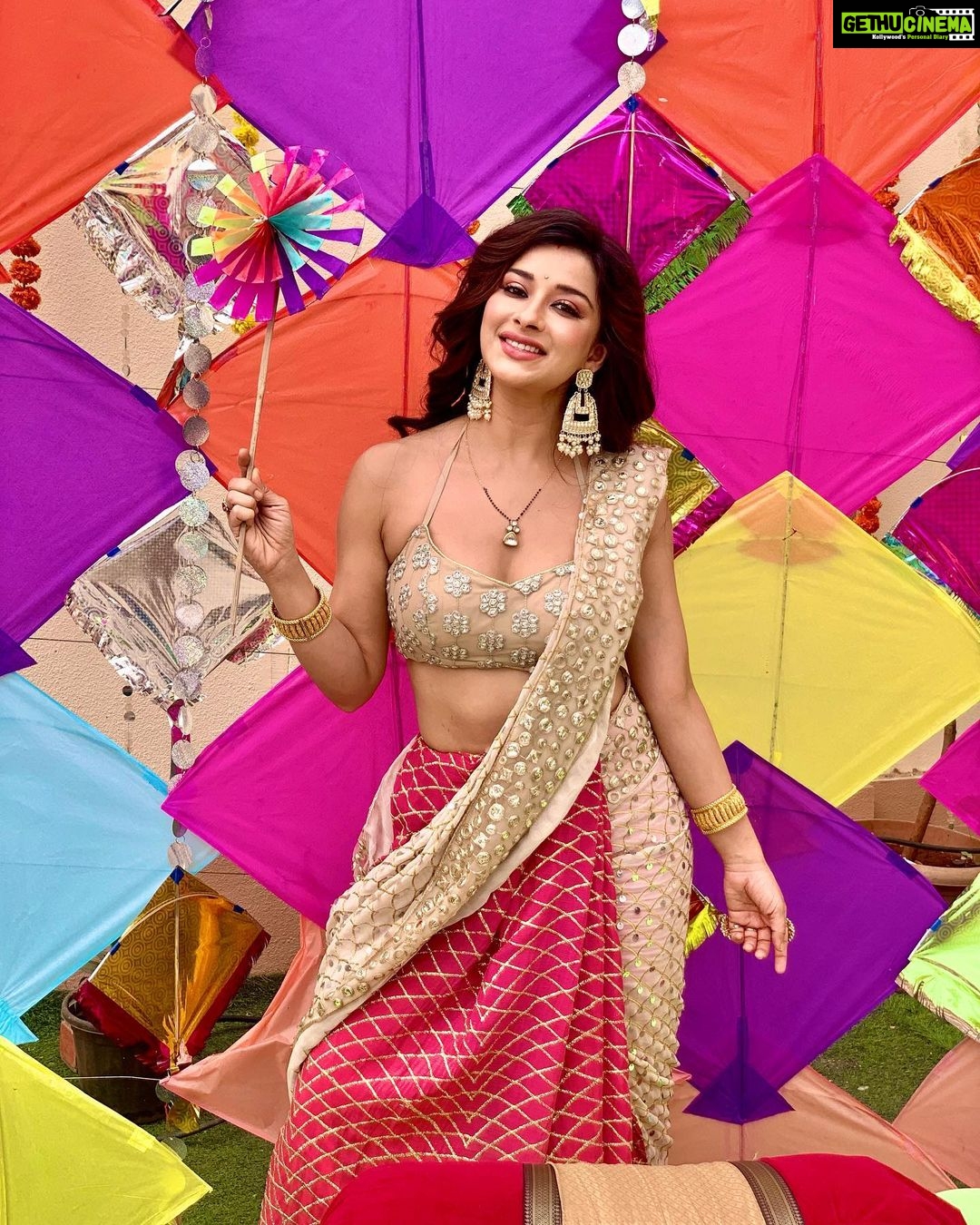 Madhuurima Instagram - Happpy makkar Sankranthi 💋❤️