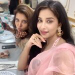 Madhuurima Instagram - The wedding bliss 💋💋💋 @nehaadhvikmahajan @ishneet_94 @habibaansari #funnyvideos #fun #crazy #masti #girlgang #beautifulgirls #prettygirls #prettyface #pinky