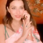 Madhuurima Instagram - Well I’m not like that at all. Just a #trend Always believed in giving freedom . It tells a lot about our partners how they use the freedom. Wearing @thefashionfigstore #smartmode 😜. #reels #reelsinstagram #reelitfeelit #feelitreelit #videooftheday #cinema #trendingreels #trendingnow #trending #explore