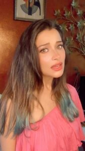 Madhuurima Instagram - #trending #challenge #challengeaccepted #ilikeyou #😍#reelsinstagram #reelitfeelit