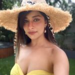 Madhuurima Instagram - Ek toh mei pyaari. Uper se achi dil ke bhi 😍😌 #cute #pretty #beauty #explore #evening #picoftheday #instadaily #instagood #instagram #instapic #instamood #yellow