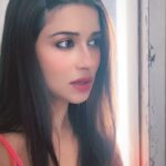 Madhuurima Instagram - Chilla mat chudel😛😛 #explore #videooftheday #explore #instagood #insta #trending #trendingreels #trend #trendingnow