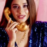 Madhuurima Instagram - lekin ab romance ki baatein inke ghar ka bills pay karti hain! Phone uthao, zara dial karo, aur karo baatein, Angelina se😉📞 #HellloJee streaming 1st Feb only on @altbalaji @kalyani_chaitanya @akshaya_shetty @mishthi_tyagi @rahul_paanichalajayega @dipalisharma29 @nitinn_rrao @rahulsharma777 @vaebhavsinghm @kashishr_ @dheerendragautam22 @oberoi.inderpreet @shanewazsabir @vishal.watwani @renuwatwani @kashan_22 @iamkdubey @akansha_trehan @baljitsinghchaddha @ashwaryvats @sumittchawla @ektarkapoor #explore #webseries #newwebseries #nyrabanerjee #instadaily #instagramanet #instagood #instalike #insta #instamood #video