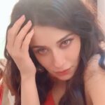 Madhuurima Instagram - Eise expressions hote hai when you are bored waiting for your shot. #helllojee #nyrabanerjee #explore #babe #bts #timepass #madness #crazygirl #boy 💋 @altbalaji @ektarkapoor