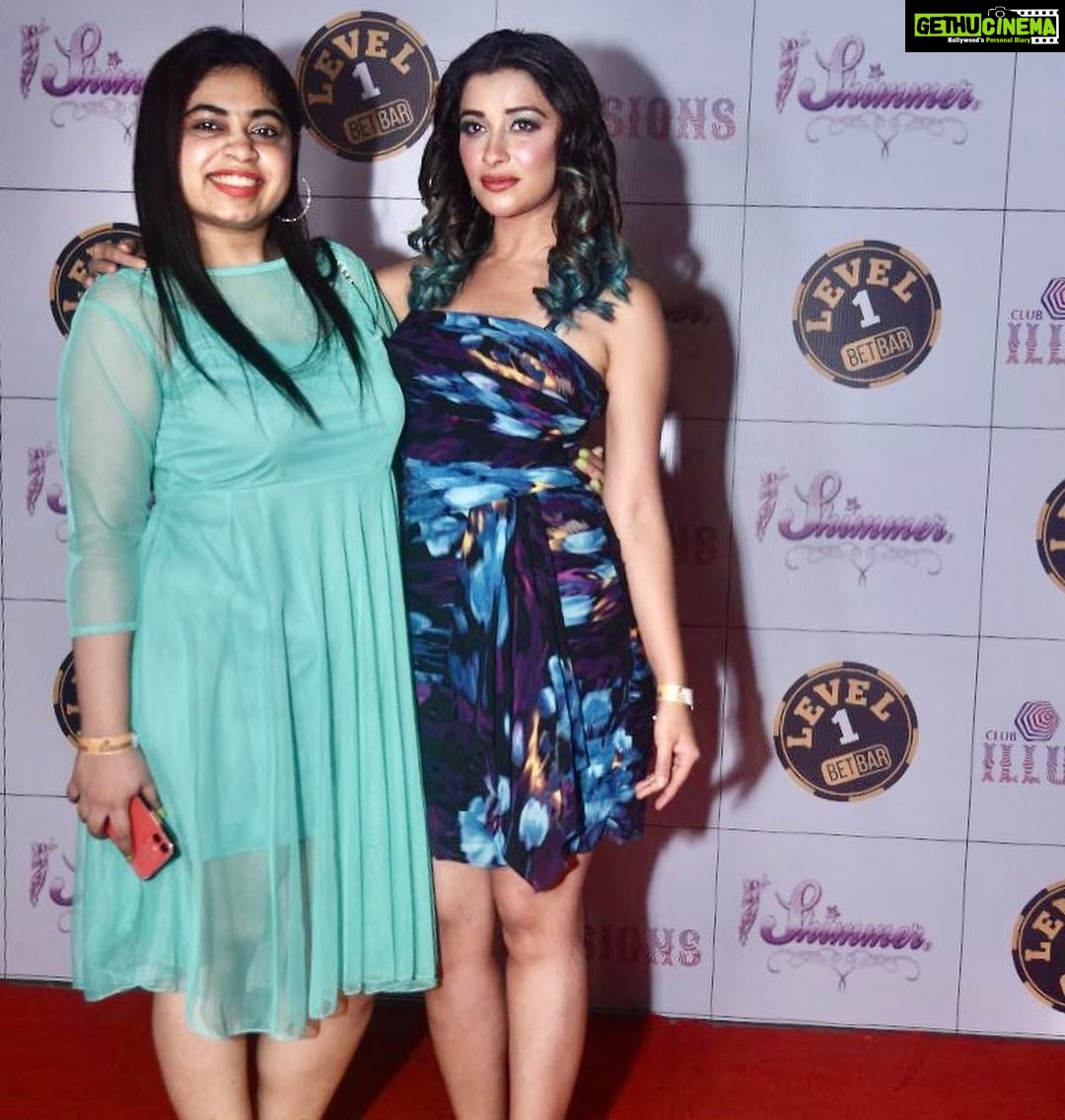 Madhuurima Instagram - @shimmerentertainment completes 5 years in the industry. It was a celebration filled with stars. Shimmer owners @lathiwalatasneem and @namitarajhansofficial were present with @iamtanushreeduttaofficial @swwapnil_joshi @theamolbavdankar @zuberkkhan @iaartikhetarpal @ladykrita @lizaa_malik @ranjhavikramsingh @iampayalghosh and @ashinee2 . Also present were owners of club illusions @vishal0805 @Pramod06 @Vickyhwmid @Superman_krypton10 @Neel.wani @clubillusions.andheri @nyra_banerjee @vickyhamid #ShimmerEntertianment #5YearsAnniversary #clubillusions