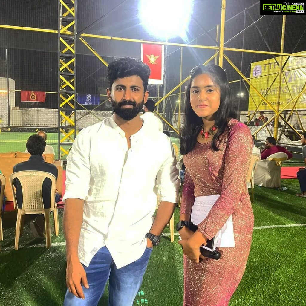 Mahendran Instagram - If you had seen @mahendranactorofficial 's 100+ movies but still missed watching his cricket play on turf then definitely you've missed somethingggg that's just Uber (I mean it, semma) cooollll🌟 Zestful and fervid love towards the sport, mindblooowwwnnnn!!! Ps: Cool host of TTPL 2022 :) #Superenergetic #fortheloveofcricket #mastermahendran #host #VjKalyani🎤 Fathah_sports_zone