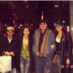 Mahima Chaudhry Instagram - A very happy birthday. Wish u great years ahead.U r kind & generous & wat a thrill to be with as a human AND an artist and I was lucky to film with u in london, OH U STAR !where u were hounded after #benditlikebekham! And then New York ... cherish those memories .. here is a picture from a night out in NYC during Hope & a Little sugar @anupampkher@#happybirthday #happybirthdayanupamkher #anupamkher