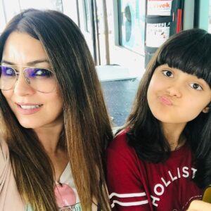 Mahima Chaudhry Instagram - When u ask a teen for a selfie 🤳.... it’s hard to get one.#teengirl #selfie #mylove #love #mylife #bollywood #traveldiaries @arianamukherjiii