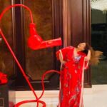 Mahima Chaudhry Instagram – When ur having a good hair day😁#haircolor #hair #reels #reelitfeelit #reelsinstagram #reelsindia #kaftan #fashiondesigner #red