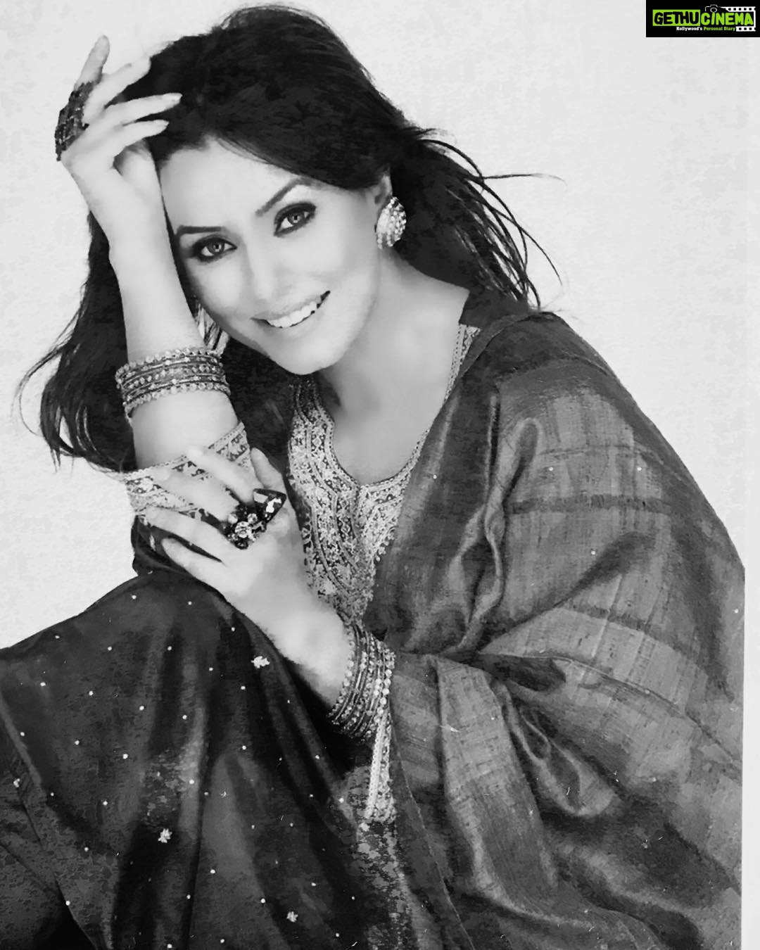 Mahima Chaudhry Instagram - I wish you self-esteem so high that you are-humble. #smile#blackandwhite#instapic