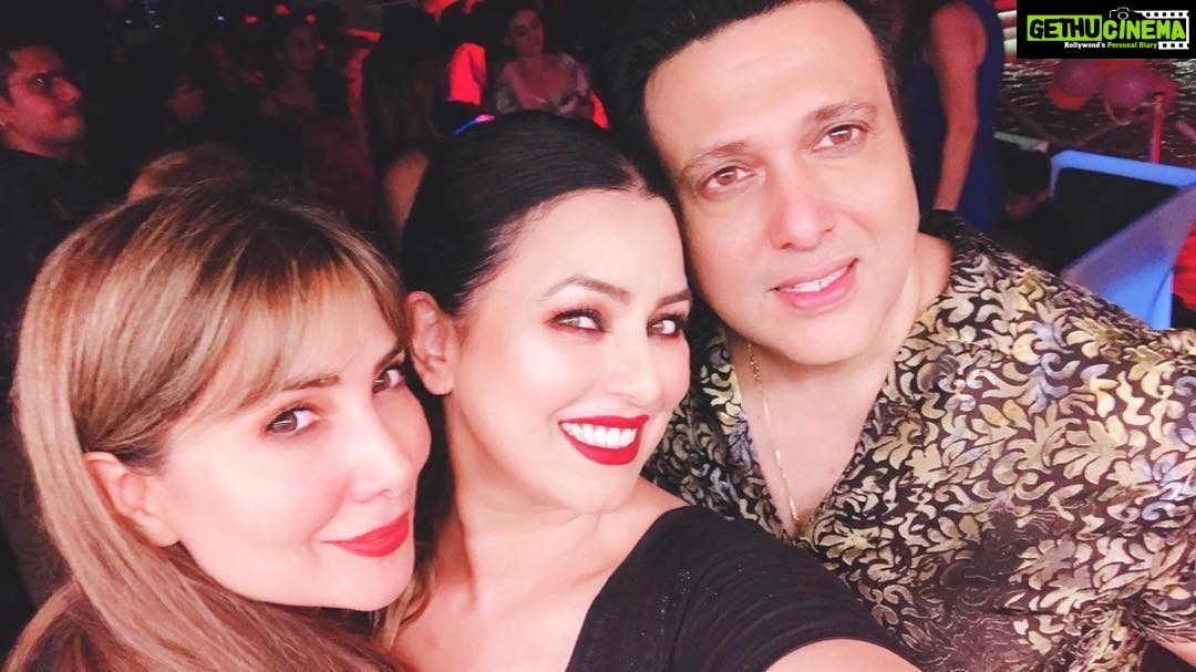 Mahima Chaudhry Instagram - Was a stary night ... .......................open sky... happy people... chatter ..catching up... it sure can rejuvenate u🤣#nightlife#party#bollywoodactors#instadaily#instagram#friends#joy