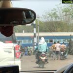 Mahima Chaudhry Instagram – Crossing to Bokaro -the steel city … love it how time stands still in these towns and u wait for the train to pass… Ranchi to Dhanbad by road ..#roadtrip #bokarosteelcity #me #instagram #instadaily #travel #traveldiaries #india