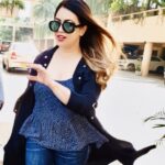 Mahima Chaudhry Instagram - Yesterday in mumbai - super windy & kinda cold . Loving it.#mumbai #me #sunglasses #instapic #loveyourself #love #joy #style