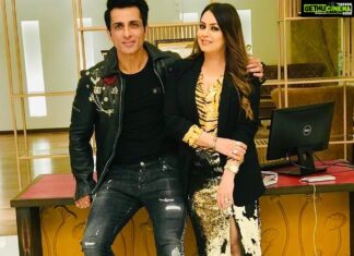 Mahima Chaudhry Instagram - Events ...a great way to catch up with old friends... really nice to dash into discipline.....sonu sood!!!! Discipline personafied#me #instagram #instadaily #bollywood #bollywoodactors #pickoftheday #mood#style#instantbollywood