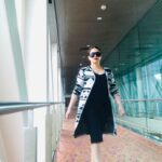 Mahima Chaudhry Instagram – Sort of delhi winter ready… looking forward to the dilli ki sardi#newdelhi#airportdiaries#travellook#sunglasses