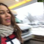 Mahima Chaudhry Instagram – Let it snow .. let it snow.. snowflakes that stay on my nose and eye lashes … these are a few of my favourite things#snow#snowing#joy
