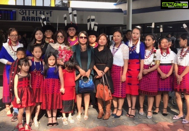 Mahima Chaudhry Instagram - Try & spot me ! Back to nagaland after a year... a year gone by so quick,:! Warm & full of colour ,,,,, thats a true naga welcome!!!! Feel back home ..... here in the north east