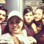 Mahima Chaudhry Instagram – A shout out the fab 5 on my mumbai bound flight… cheers!😍😍😍😍😍#jetairways