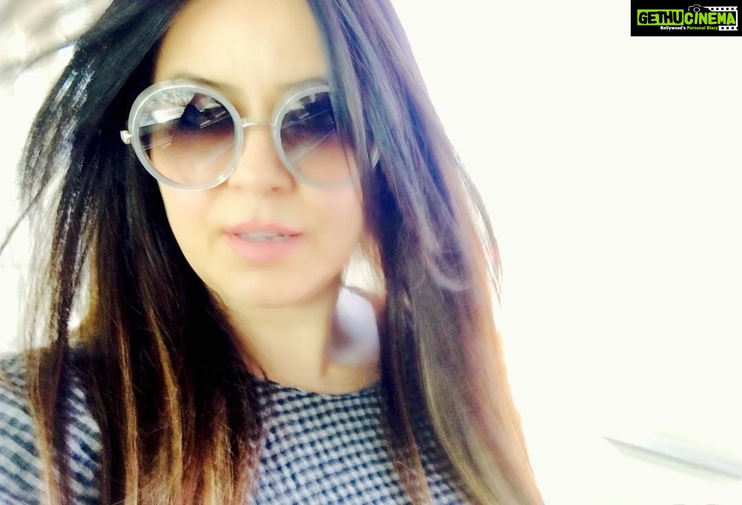 Mahima Chaudhry Instagram - ..❤so love grey ...
