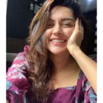 Mahima Nambiar Instagram – Negative Negative Negative 💪🏻
And that’s my post Covid Smile 😁
So guys I had tested positive for covid-19 nine days ago. First three days were not easy but then every day got better. Thanks to god , my doctor and my family & friends🙏🏻
Now dealing with the after effects of it 🙄😵‍💫😏
So mask up guys!! Stay safe !!

#postcovidsmile #maskup #quarantinelife #testednegative #backtolife #resumework #staystrong #staysafe