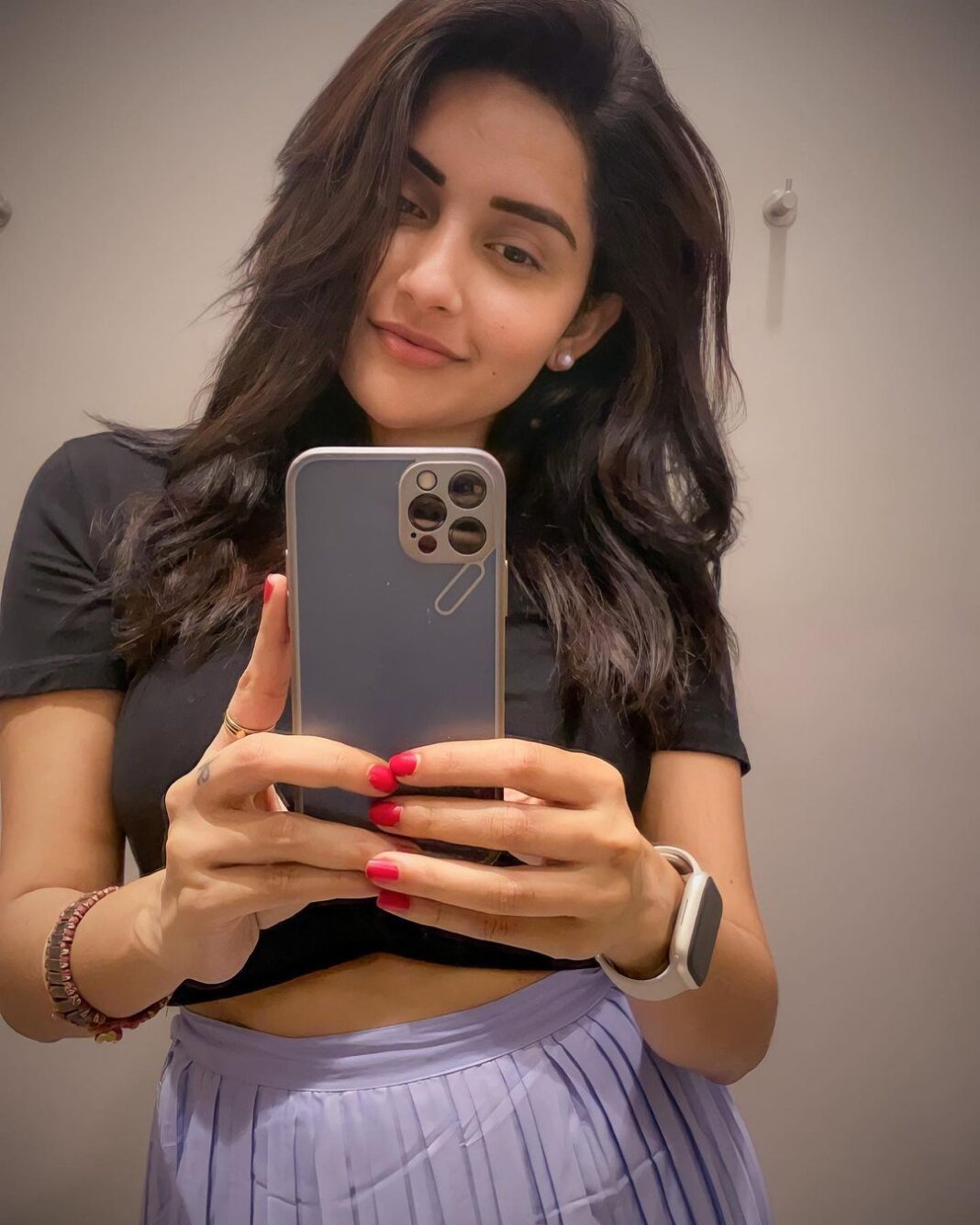 Mahima Nambiar Instagram - If I was you, I'd wanna be me too ๐
#mandatorymirrorselfie
#mirrorselfie #selflove #selfaddicted #ilovewhatisee #mirrormirror #youarebeautiful Mahima Nambiar Instagram - If I was you, I'd wanna be me too ๐ #mandatorymirrorselfie #mirrorselfie #selflove #selfaddicted #ilovewhatisee #mirrormirror #youarebeautiful
