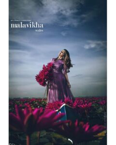 Malavika Wales Instagram - From strolling through the Slushy fields to creating these Mystical frames , “Mr.Sober Photographer” @mojin_thinavilayil  needs a loud praise. 👏👏👏 Thanks a ton for all your hardwork dear. 🤗