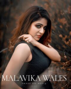 Malavika Wales Instagram - @smart_pix_media_ 💕 @mithunmithran💕 @ann_ancy💕 @says_sayuj @vikas.vks.makeupartist @sudhiar991 💕