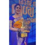 Malavika Wales Instagram – Thankyou Lok Bandhu Raj Narayanji Foundation for the best actress award in Malayalam television. Honoured to receive the award from Minister @adv.antonyraju 🙏