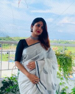Malavika Wales Instagram - 🧿🧿🧿