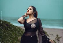 Malavika Wales Instagram - 🤎 . . 🤎Saree : @threads_and_blocks 🤎Clicked by @mojin_thinavilayil